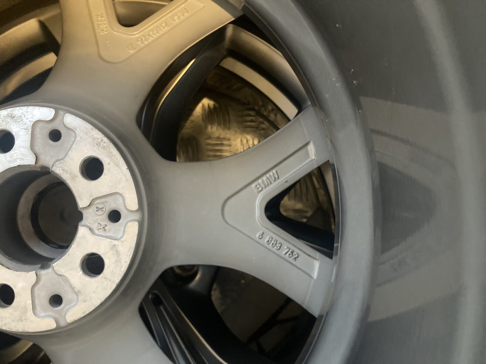 Vând set jante originale BMW X5 X6 G05 cu anvelope Bridgestone