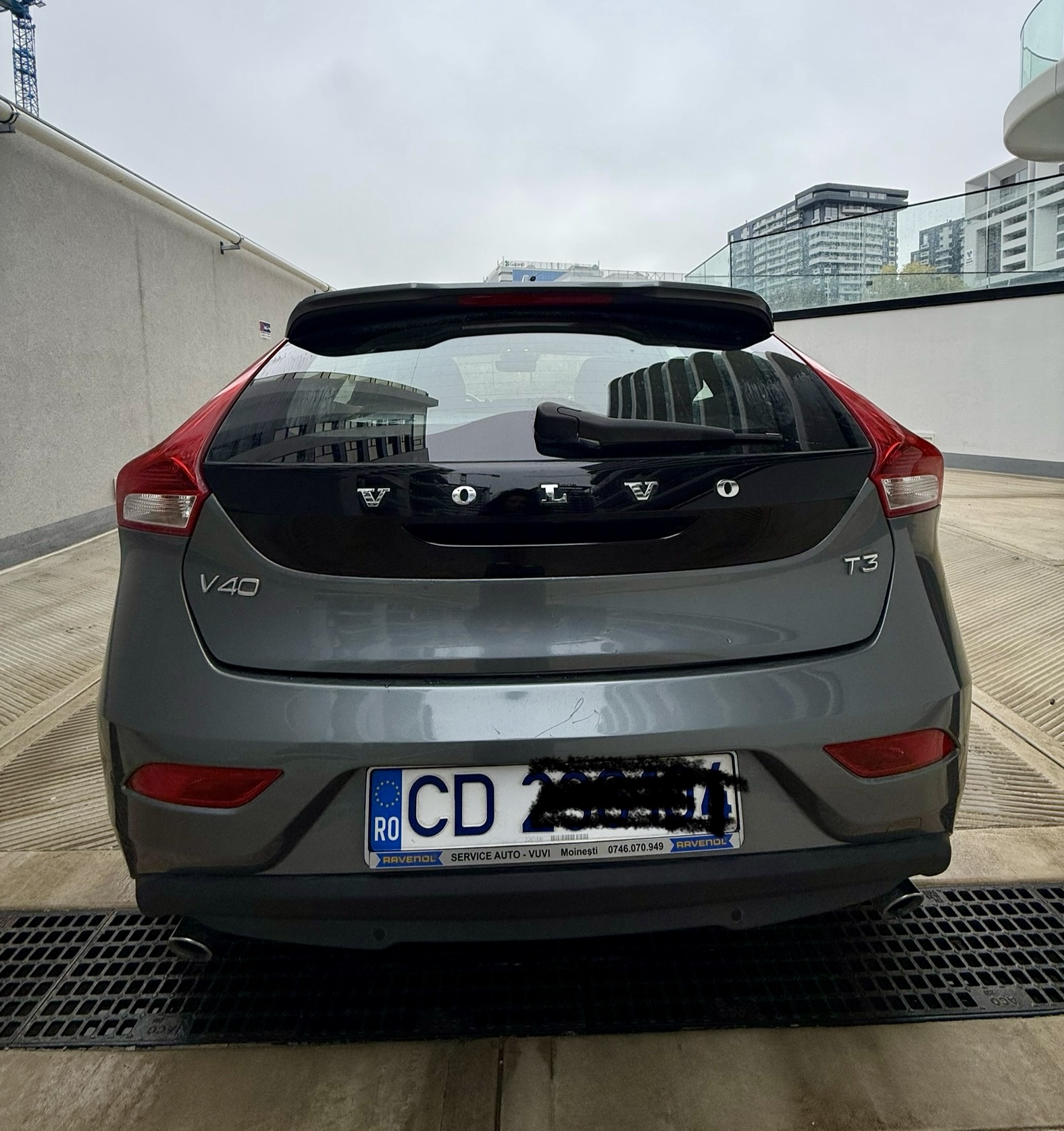 Volvo T3 2019, 43500 km, Benzină, Cutie Automată