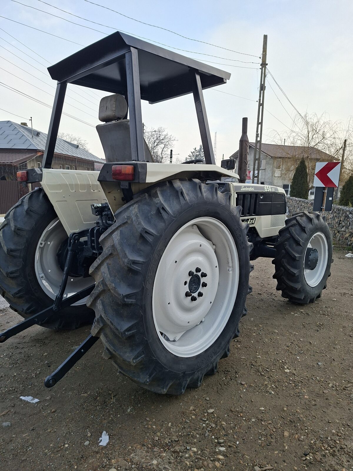 Vând tractor Lamborghini 654 DT 4x4
