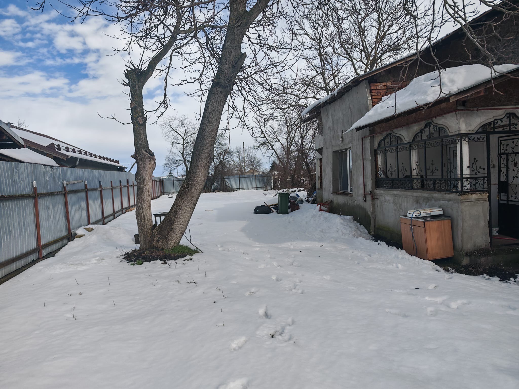 Vand casa in judetul Dambovita Titu