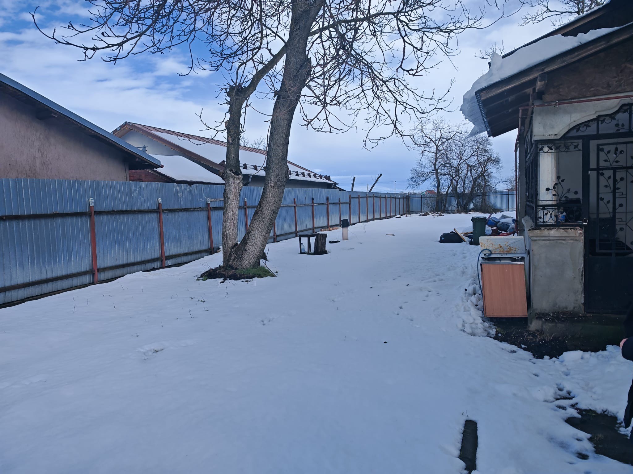 Vand casa in judetul Dambovita Titu