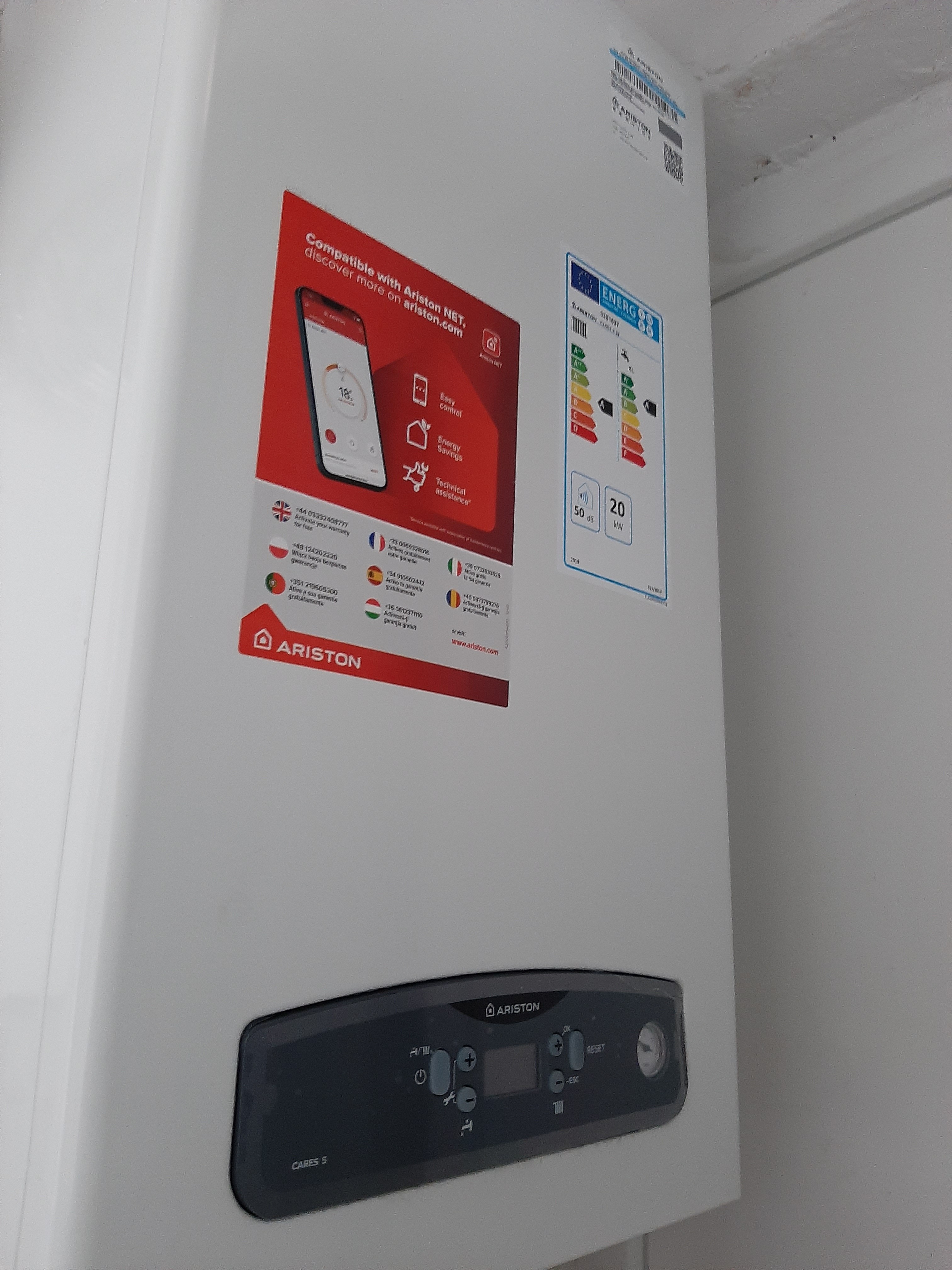PROPRIETAR vînd fără comision 81500EUR negociabil Apartam.70mp 3camere decomandate Conf.1 pt meseriași/proiect de renovare/Investiție/Birou