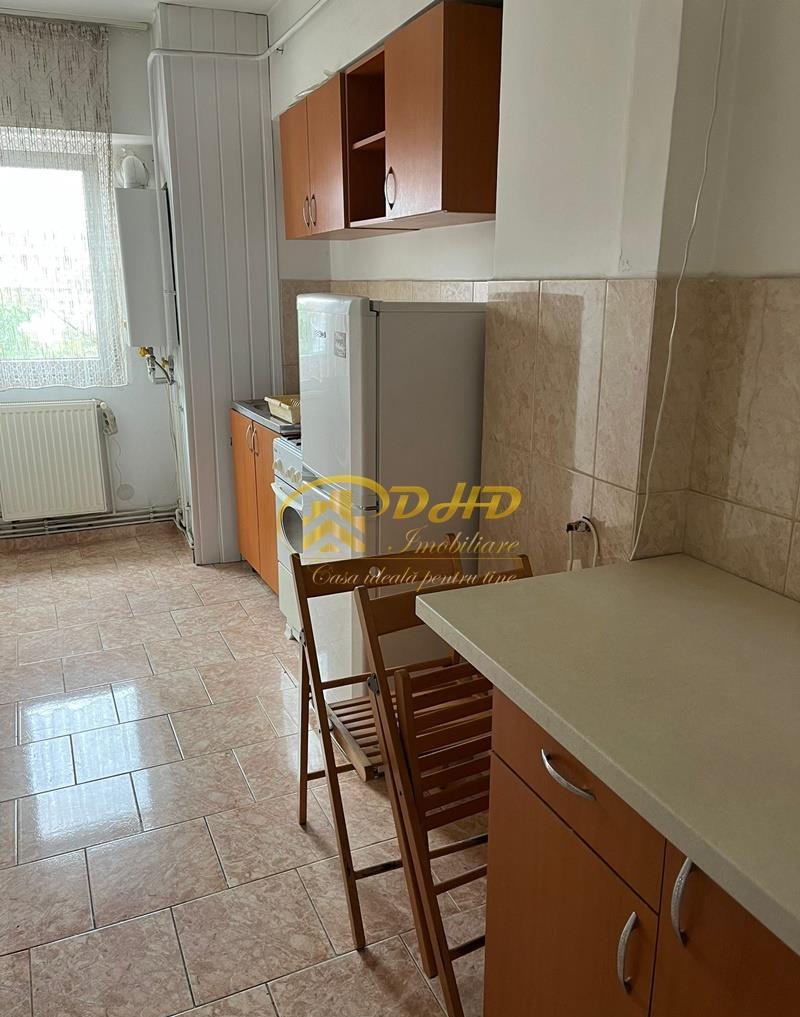 1 cam Petru Poni- cu CT