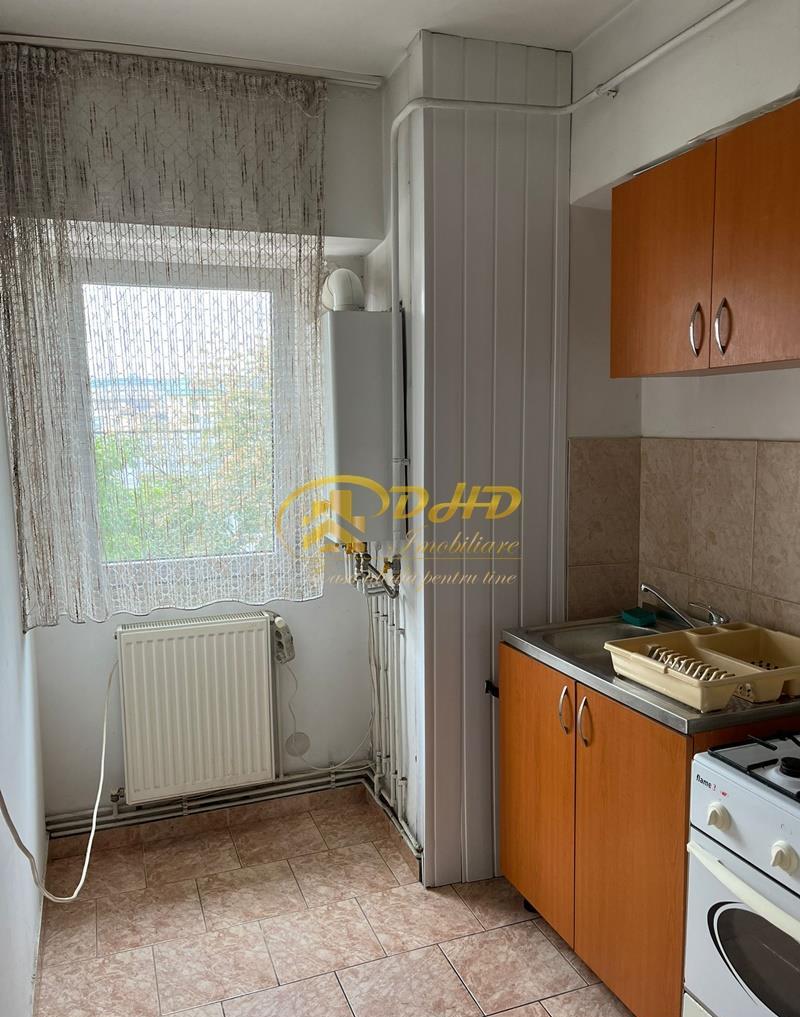 1 cam Petru Poni- cu CT