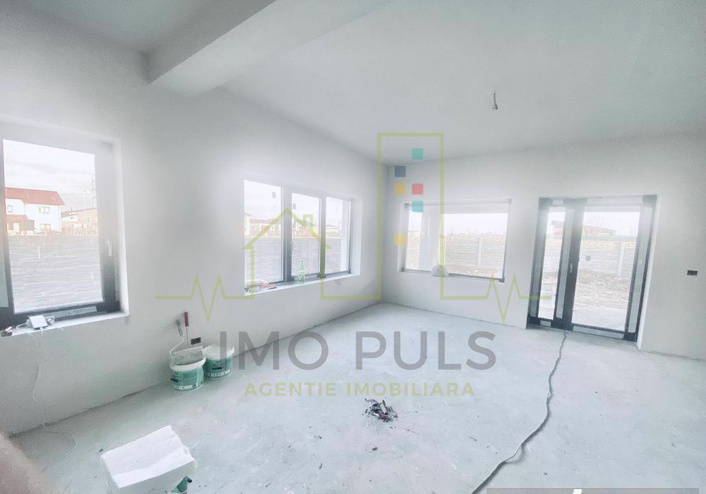 1/2 Duplex Spatios, 5 camere, 3 bai