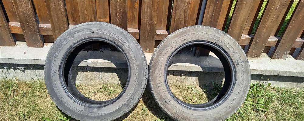 2 anvelope iarna Bridgestone 205 60 16 xl runflat