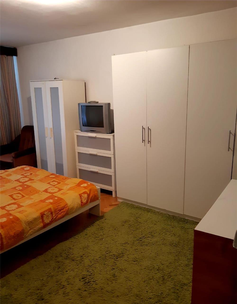 2 camere decomandat Soarelui