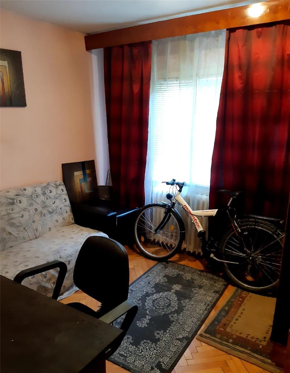2 camere decomandat Soarelui