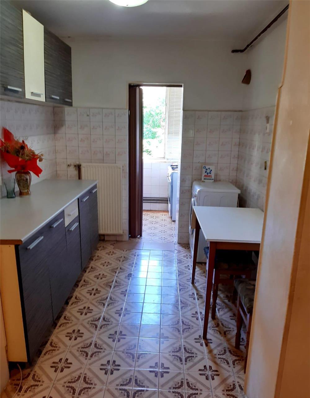 2 camere decomandat Soarelui