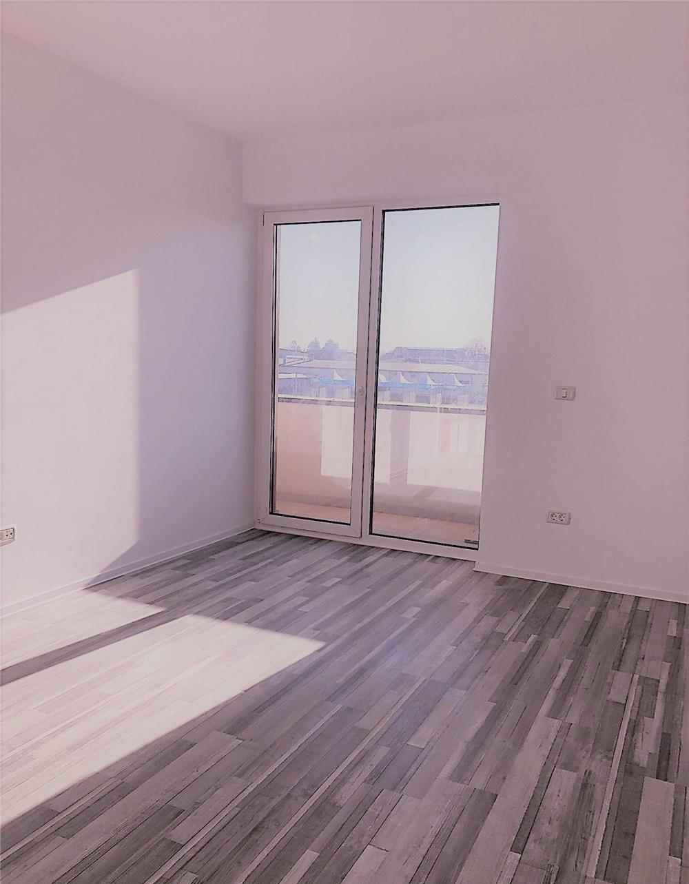 2 camere decomandate terasa de 16 mp etajul 1 zona Braytim