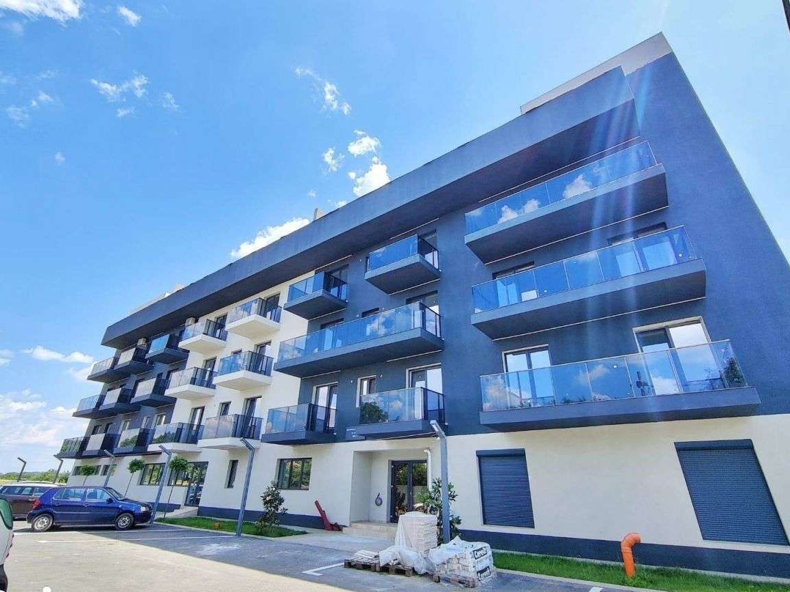 2 Camere Finalizat Ghencea Drumul Taberei Piscina  Bucatarie inchisa