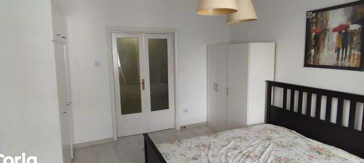 2 camere linga universitate ,renovat ,mobilat ,utilat