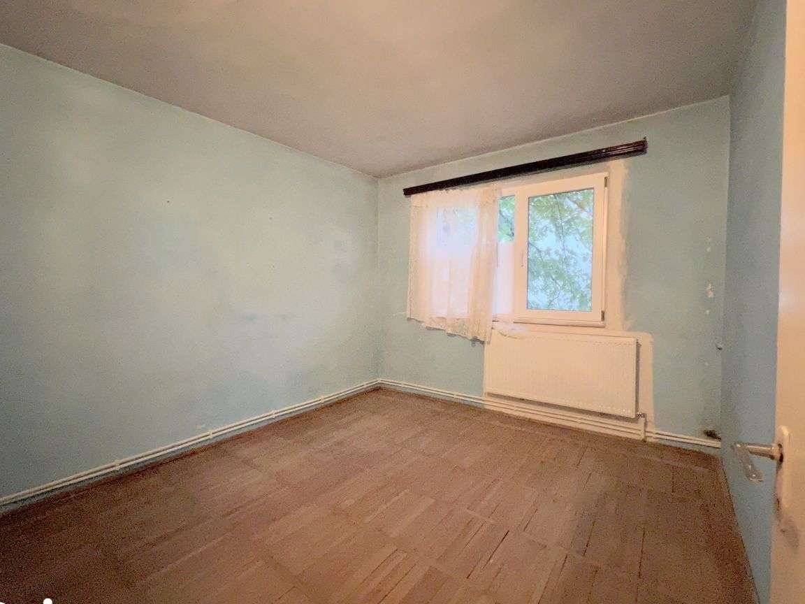 2 camere Micro 21 etaj 1 liber