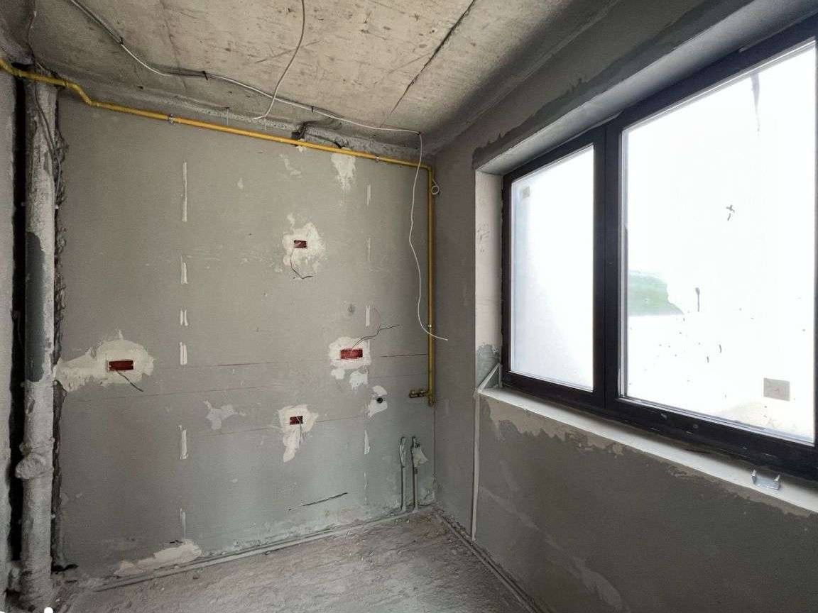 3 camere | 99.3 suprafata utila | 2 bai | Etaj 1 | Damaroaia