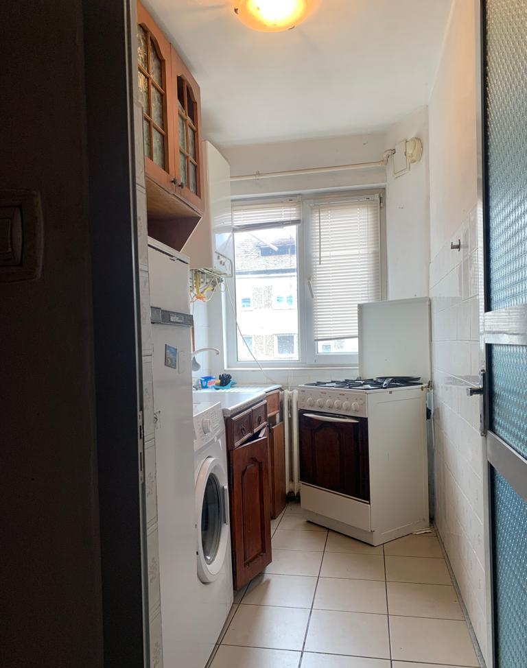 3 camere cu centrala Zona dacia .... 75000 euro!!!