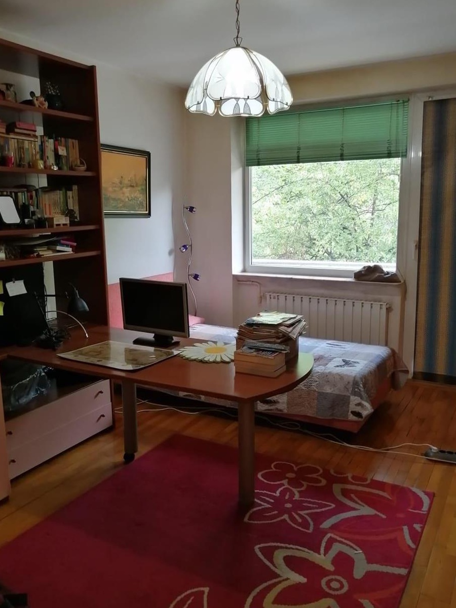 3 Camere decomandat cu centrală proprie Calea Girocului