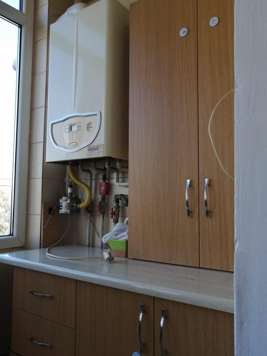 3 Camere decomandat cu centrală proprie Calea Girocului