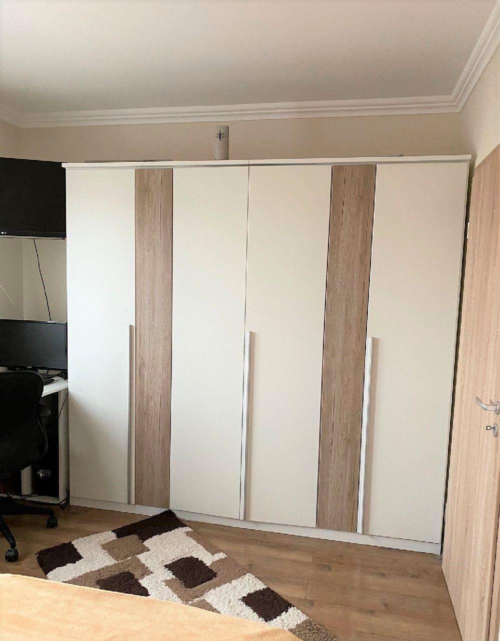 3 camere la 5 minute de Eso strada asfaltata etajul 1 Braytim