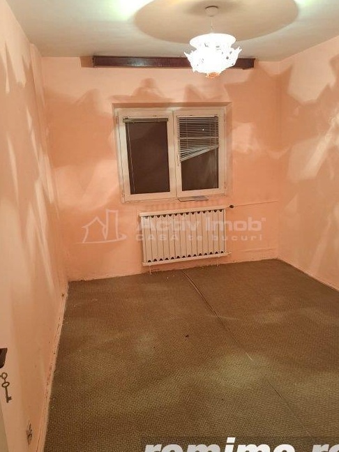 3 camere - nemobilat - bloc reabilitat termic - Piata Sudului