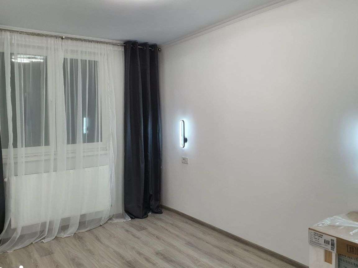 3 camere renovat lux, vis-a-vis Mega Mall