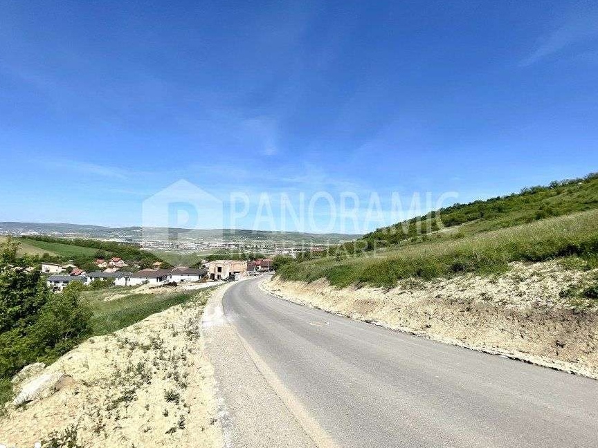 3 Loturi de Teren Intravilan, Dezmir