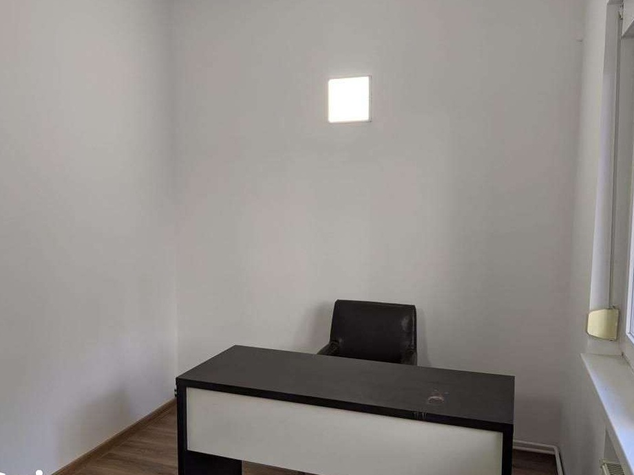 4 camere spatiu birou notar avocat medical in zona Ultrcentrala Rosett