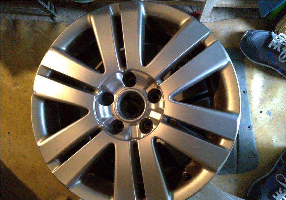 4 genti 16" aluminiu originale VW Adelaide . Fac si schimb c genti de 17"