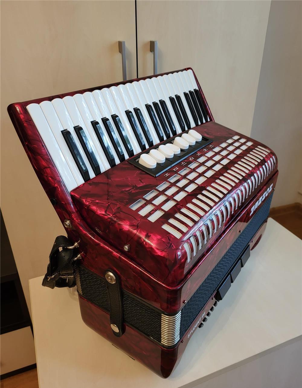 Acordeon Hohner Student 96 basi