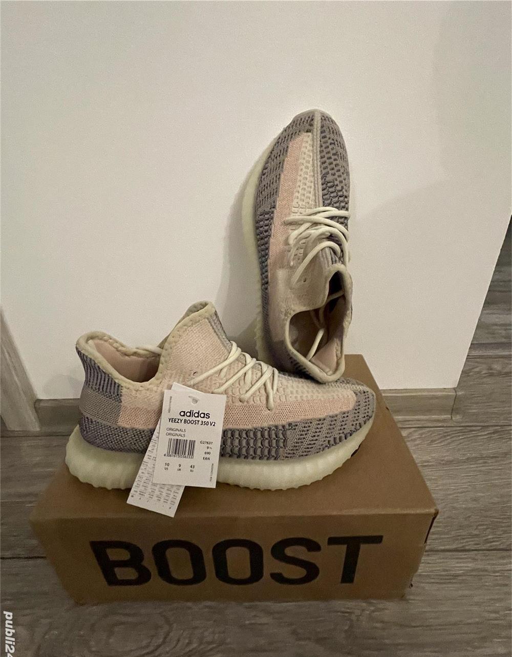 Adidas Yeezy Boost 350 V2 , modele 2022