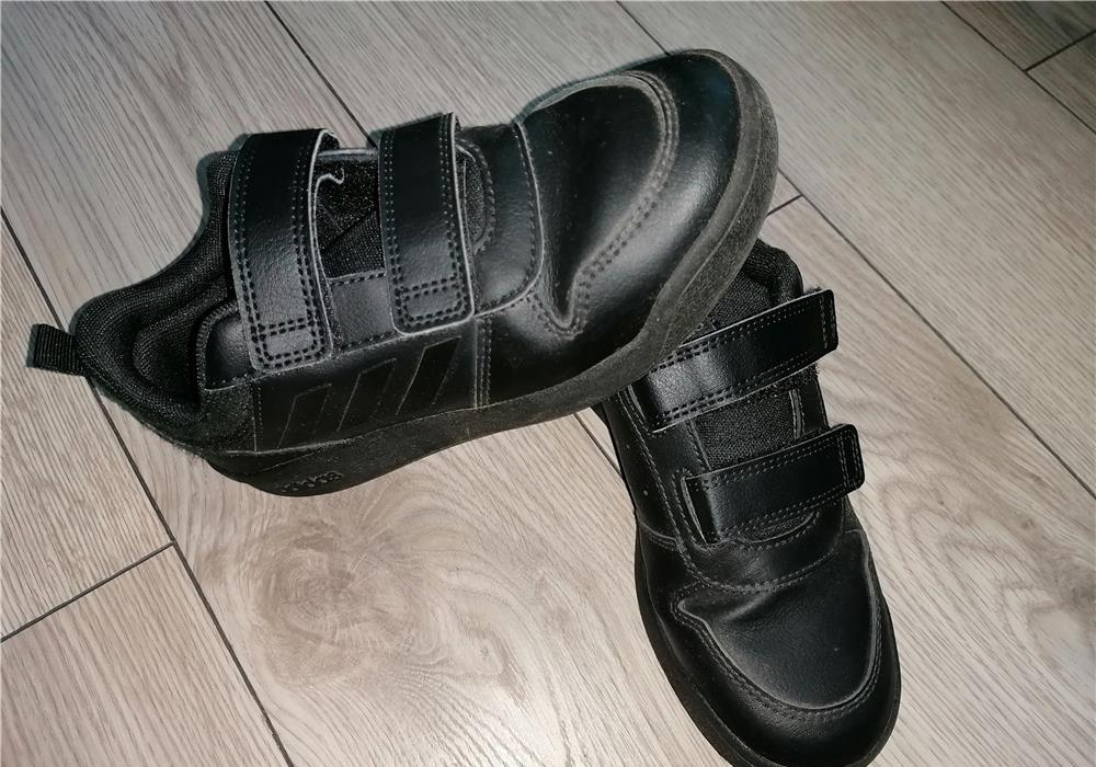 Adidasi Adidas nr. 33