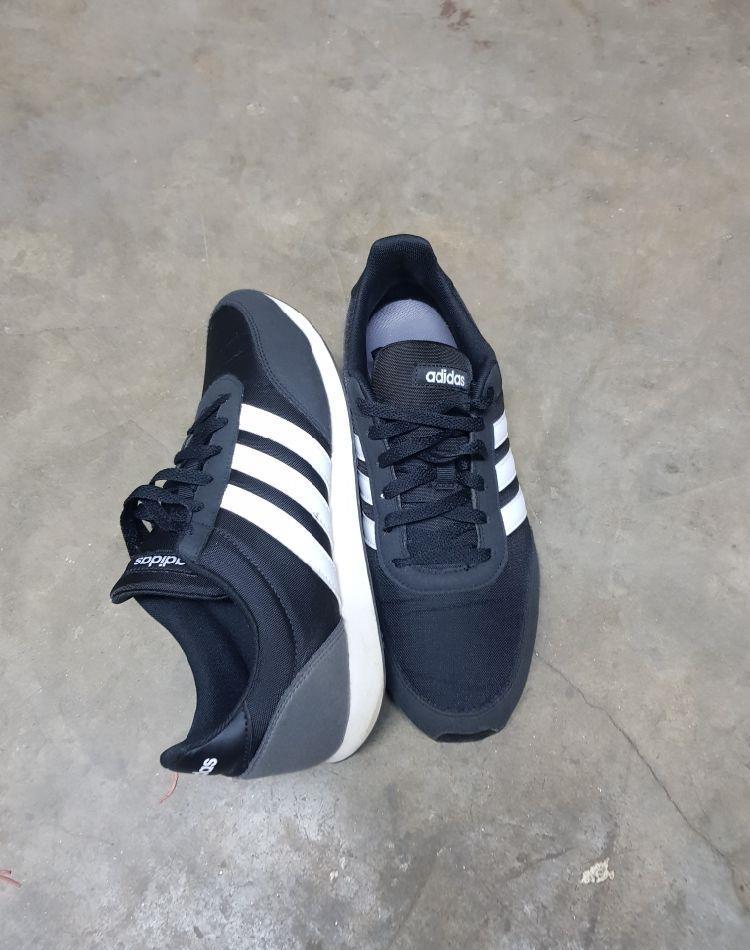 adidași barbati nr 43