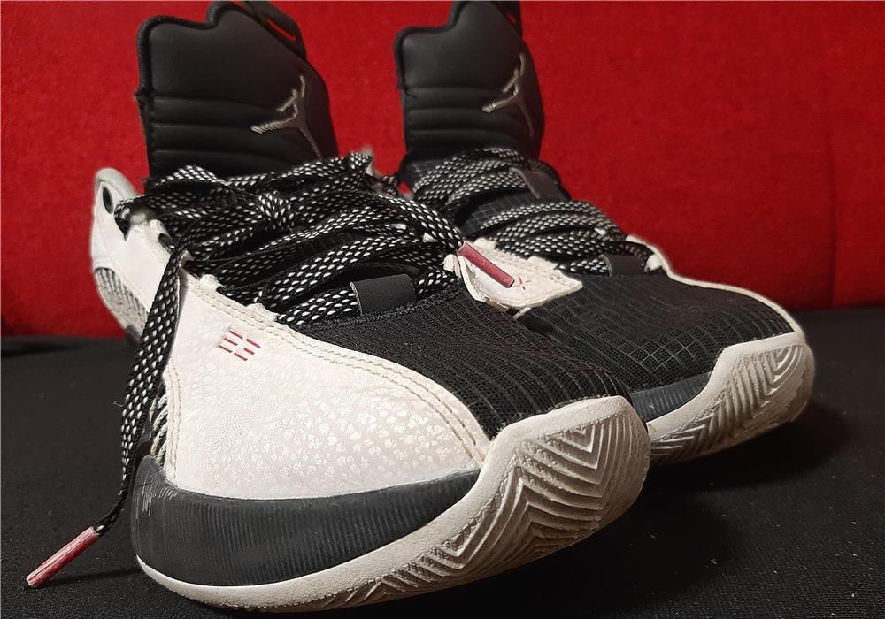 Adidași Jordan