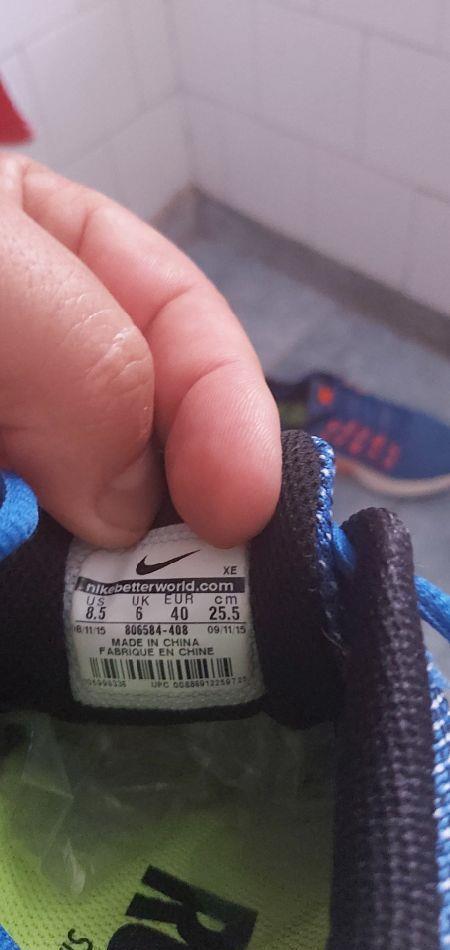 Adidasi  NIKE de damă mar.40.