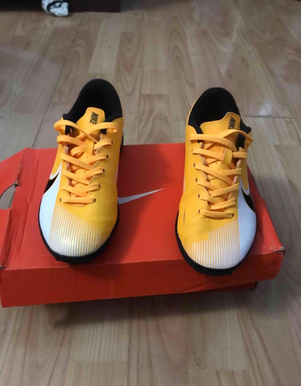Adidași Nike Mercurial Mărime 35,5