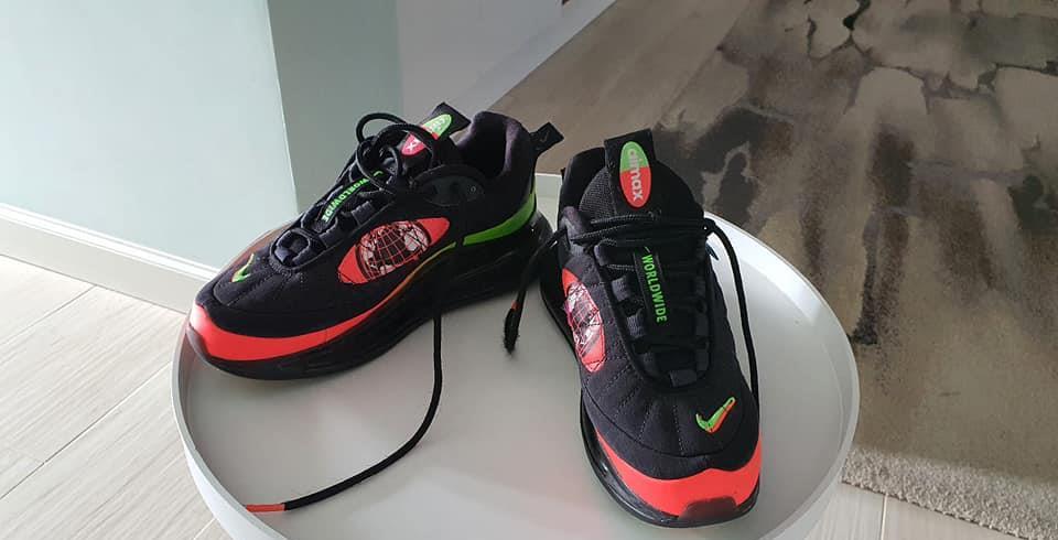 Adidași Originali 720 Nike