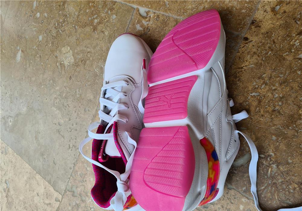 Adidasi Puma Barbie