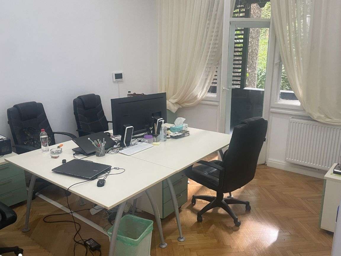 Afacere la Cheie Studio Videochat 7 / 13 camere Bucuresti Piata Romana