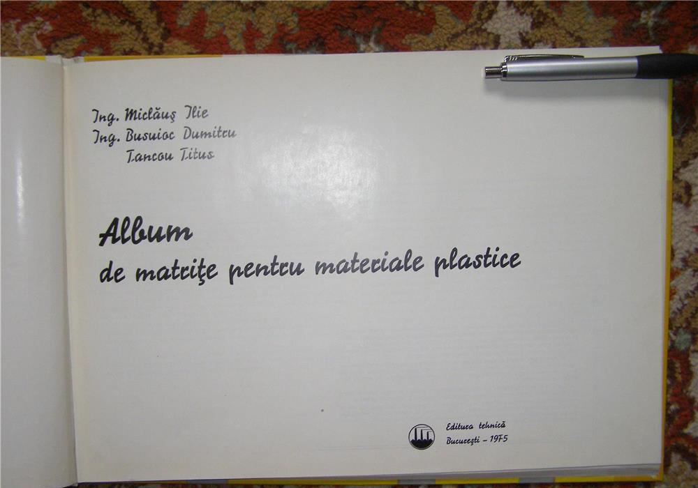 Album de matrite pentru mase plastice