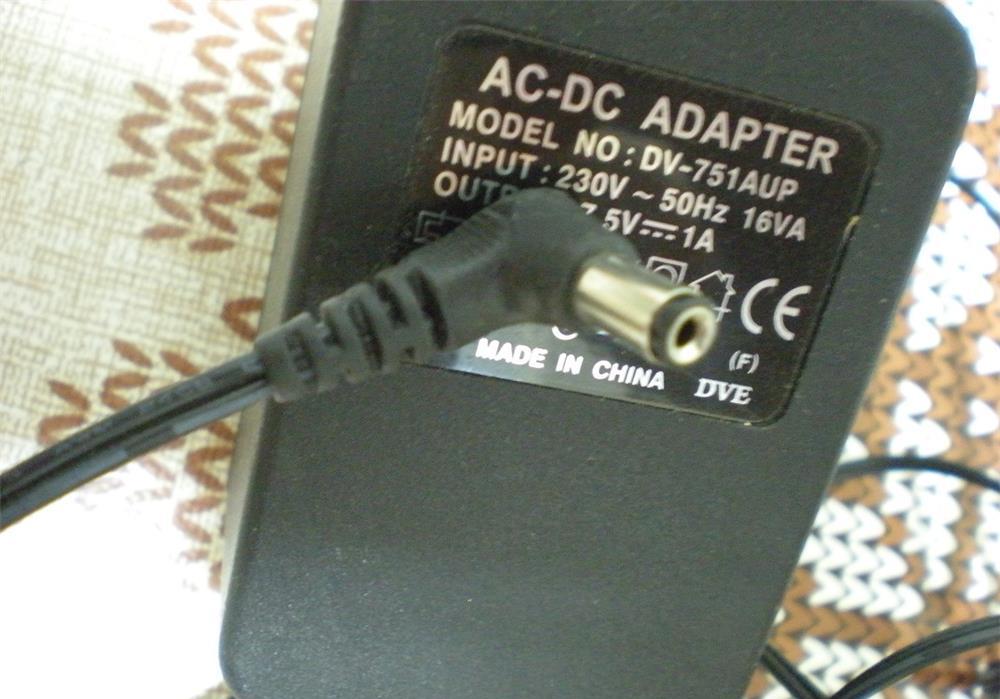 alimentator/adaptor  pt laptop si altele,ev.ramburs