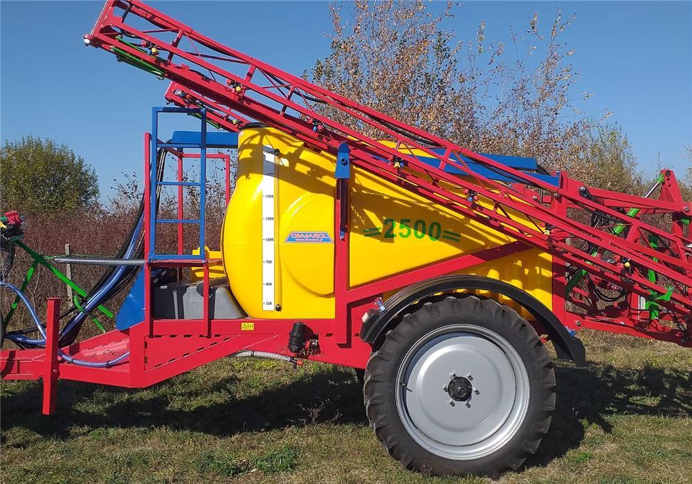 Altele Erbicidator tractat 2500l