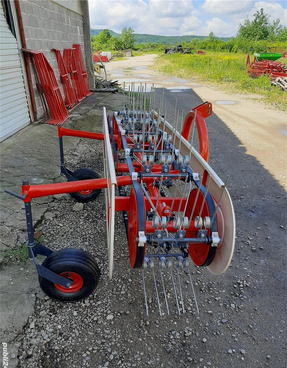 Altele Grebla pe curele 2.4m