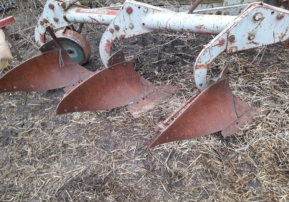 Altele plug kverneland
