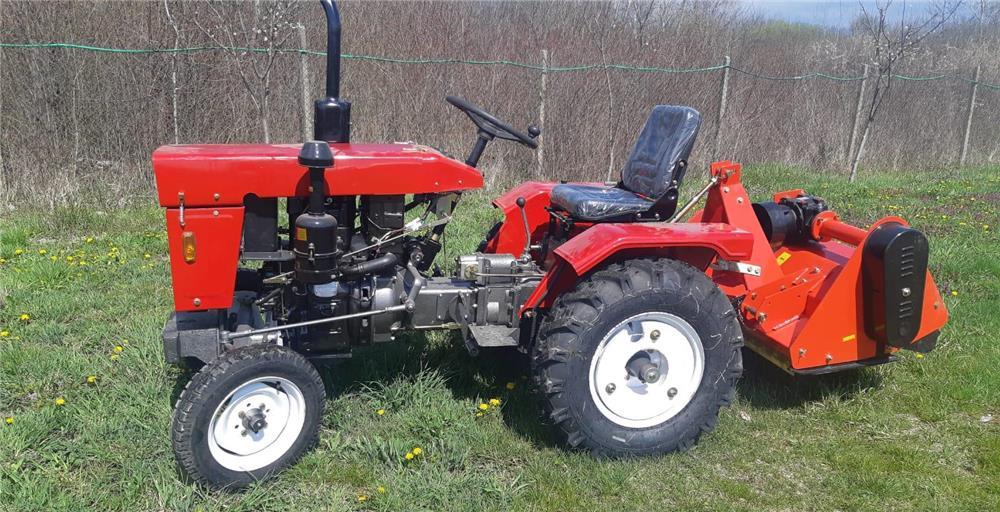 Altele Tractor pentru gradini si sere 18CP