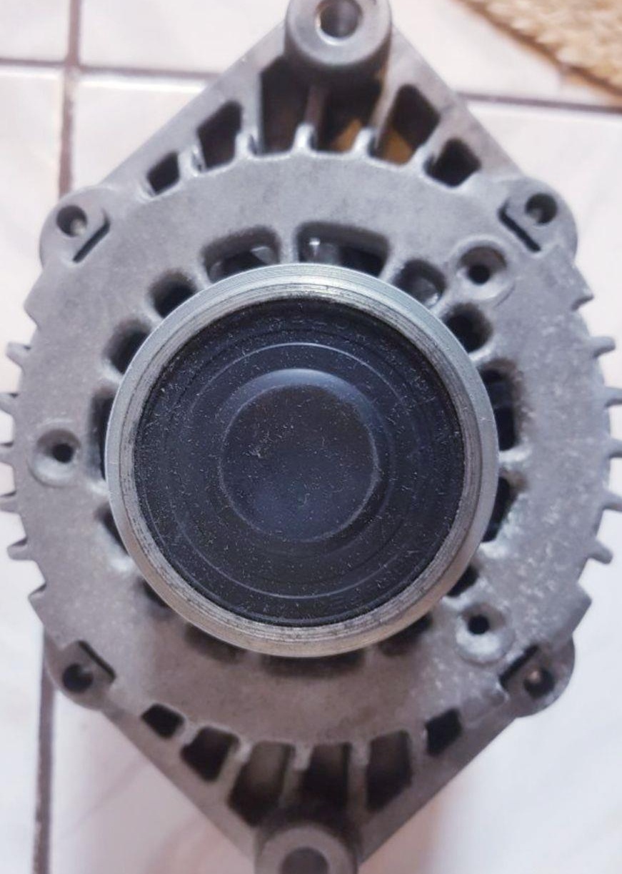 Alternator A1031 (b)