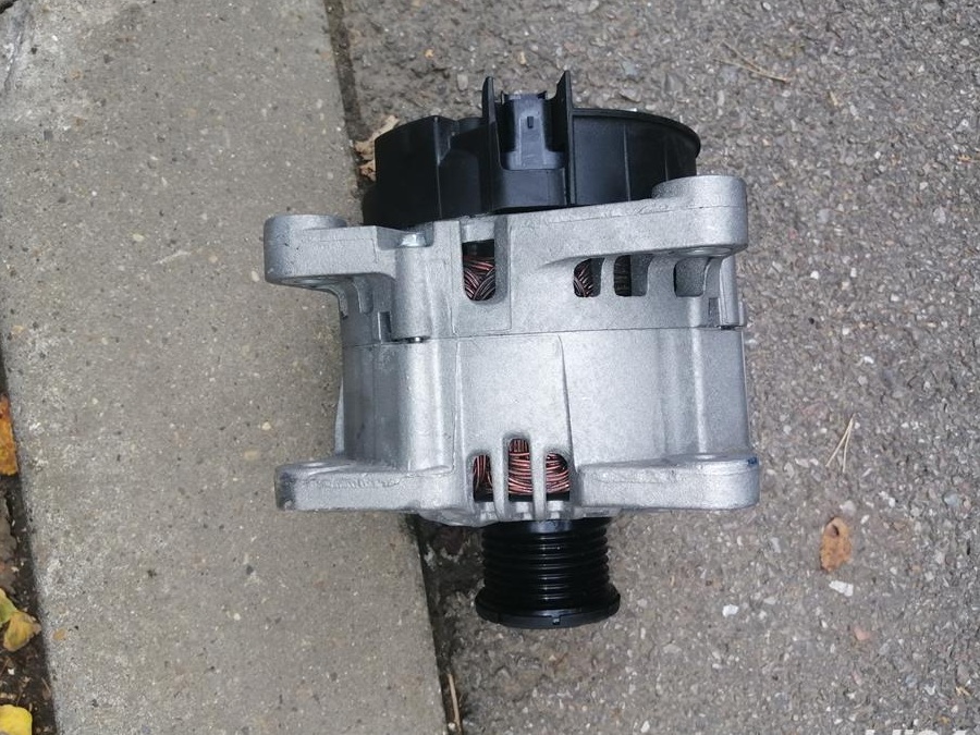 Alternator valeo nou