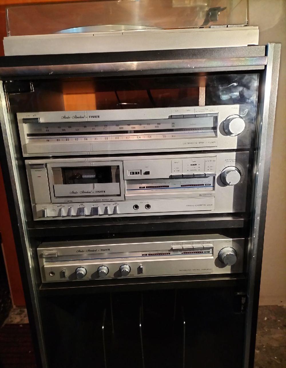 Amplificator Fisher , tuner,deck, pickup Rack linie audio