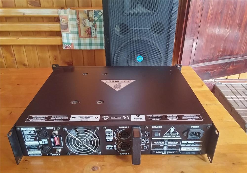 Amplificator profesional Behringer Europower EP1500