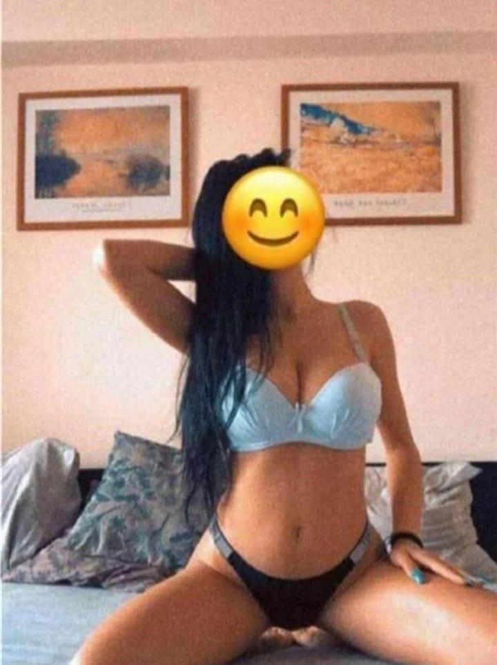 Ana nouă în oras 19ani !