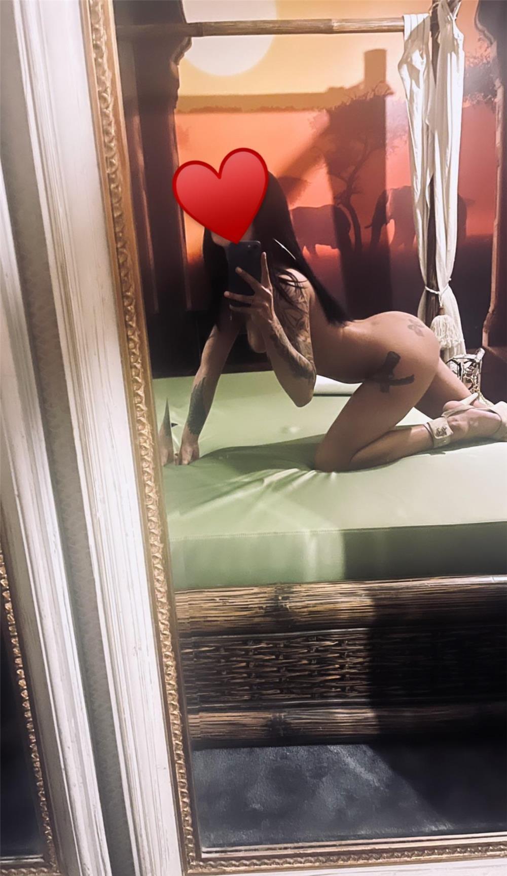 Ana noua in oraș deplasări la hotel sau pensiune / la mine