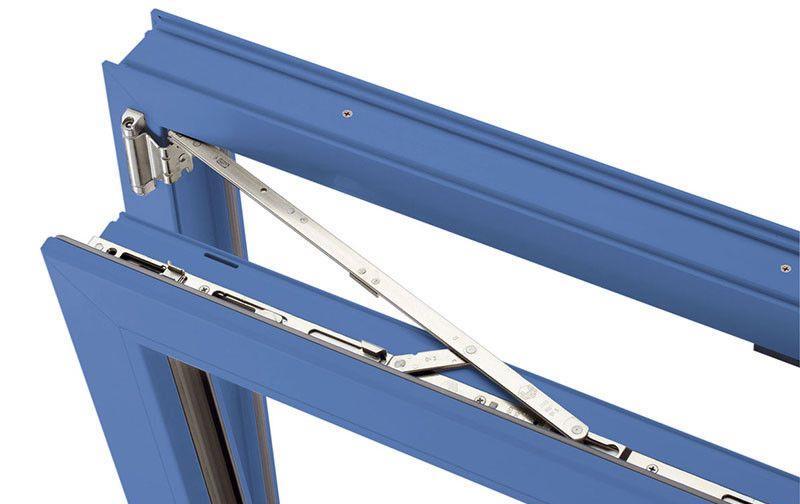 Angajam operatori productie tamplarie PVC.